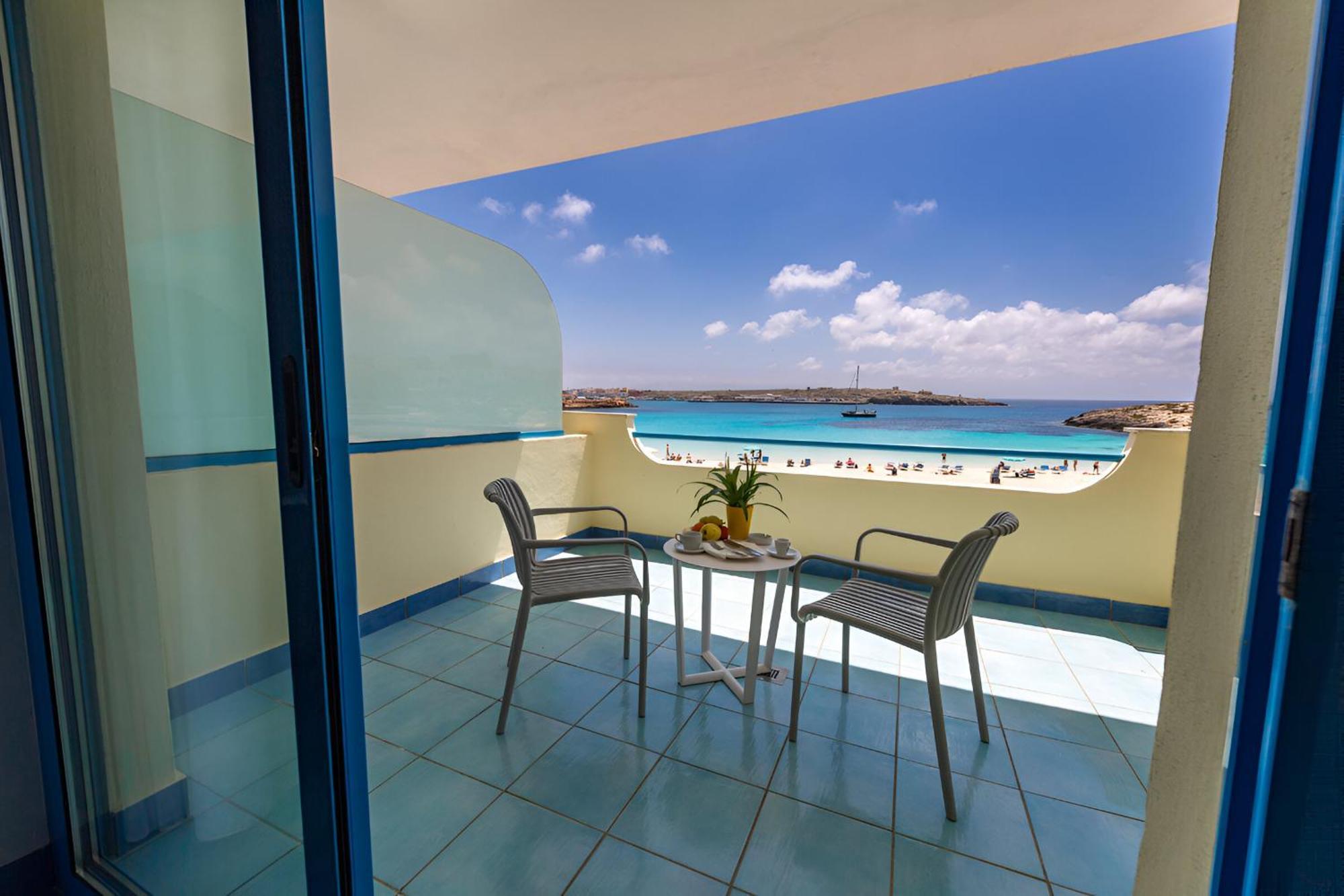 Hotel Baia Turchese Lampedusa Bagian luar foto