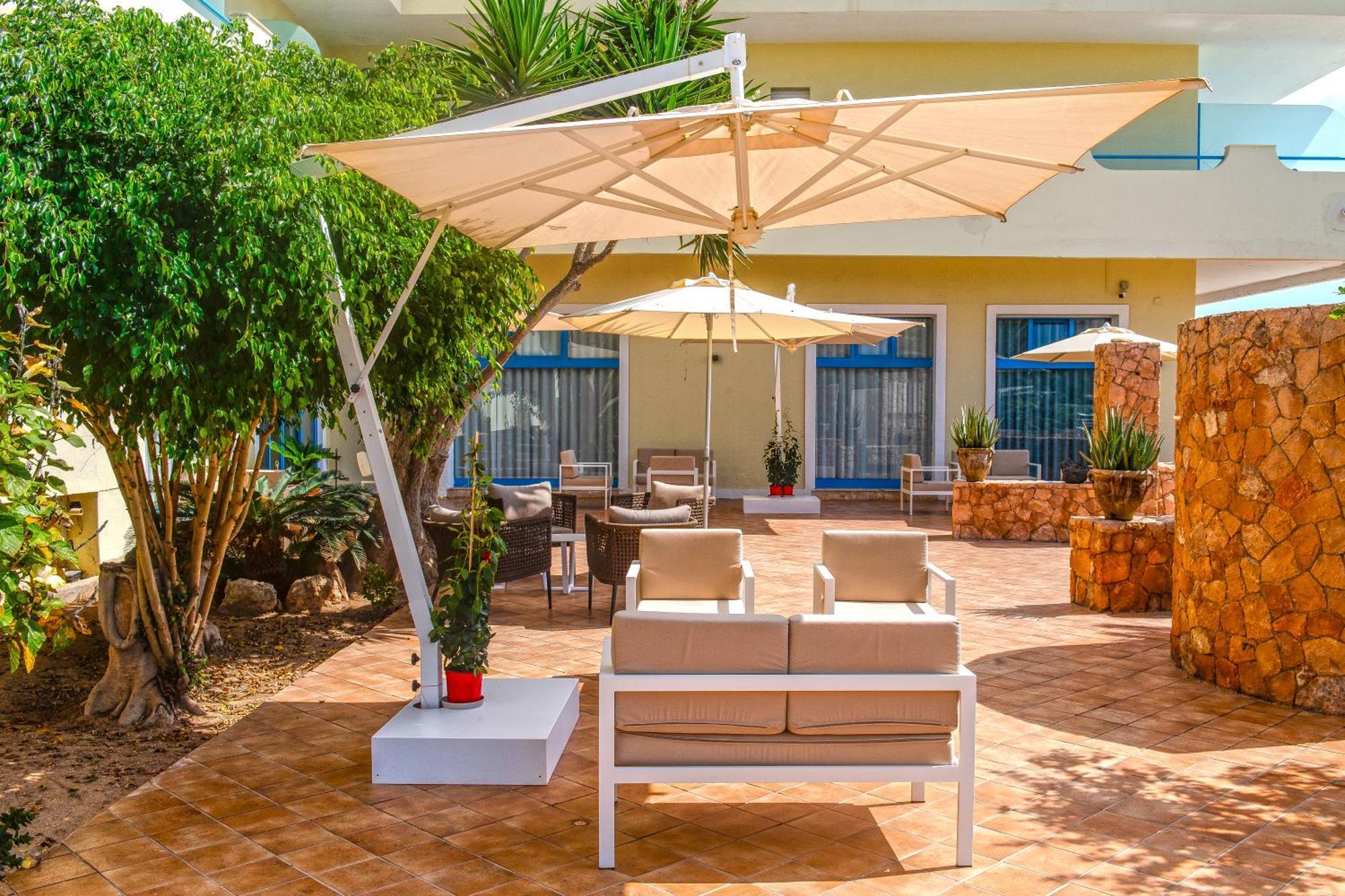 Hotel Baia Turchese Lampedusa Bagian luar foto