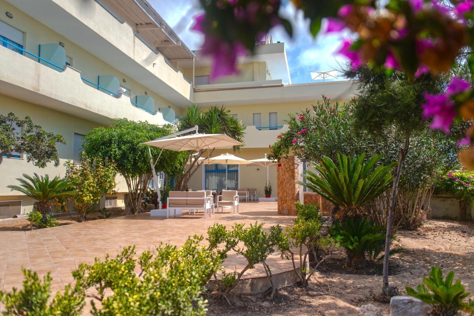 Hotel Baia Turchese Lampedusa Bagian luar foto